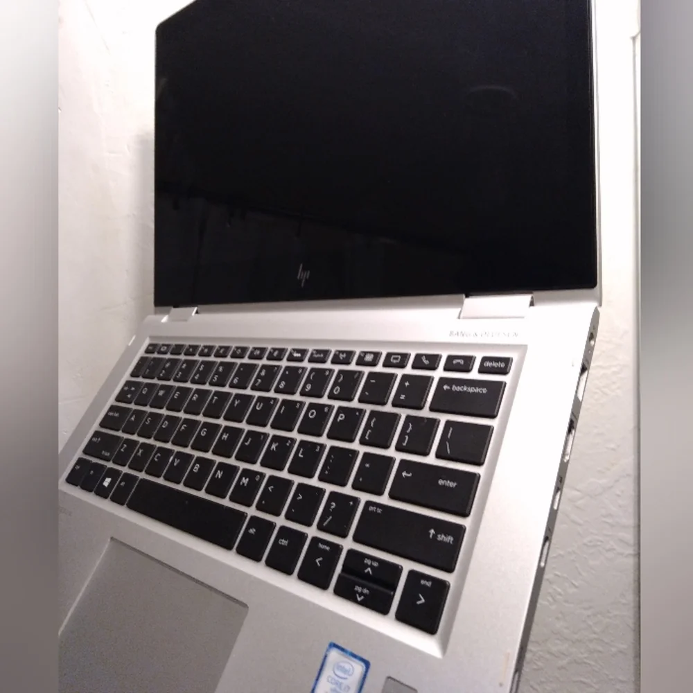 HP ELITE BOOK 8G 64 BIT SILVER LAPTOP